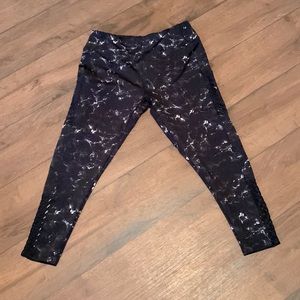 Beautiful colored work out pants or could be used as leggings